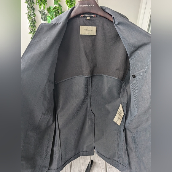 Burberry Classic Pinstripe Blazer size Large - Picture 8 of 16
